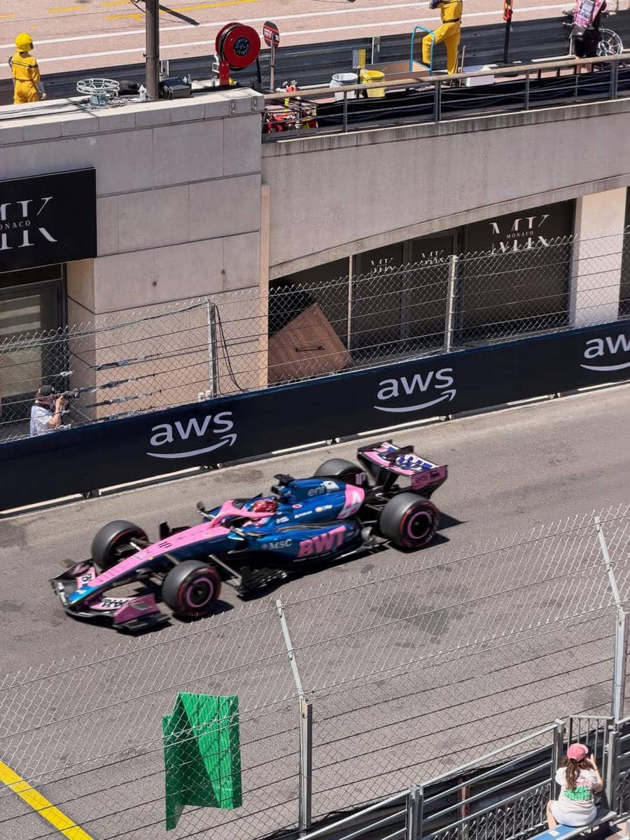 Shandy Aulia nonton F1 di Monaco