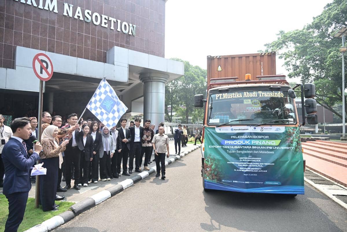 Mahasiswa IPB Ekspor 54 Ton Pinang ke Maladewa dan Bangladesh