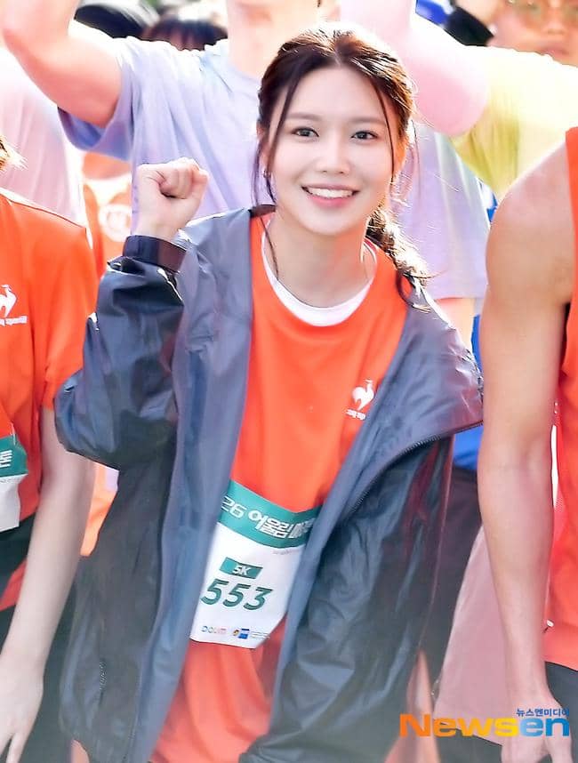 Sooyoung SNSD maraton usai putus dari Jung Kyung Ho (dok. Newsen)