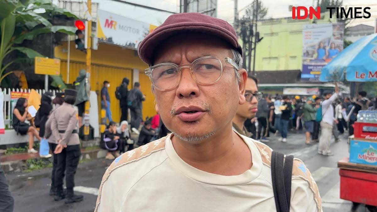 Vokalis Efek Rumah Kaca Ikut Aksi Gejayan Memanggil, Ini Keprihatinannya