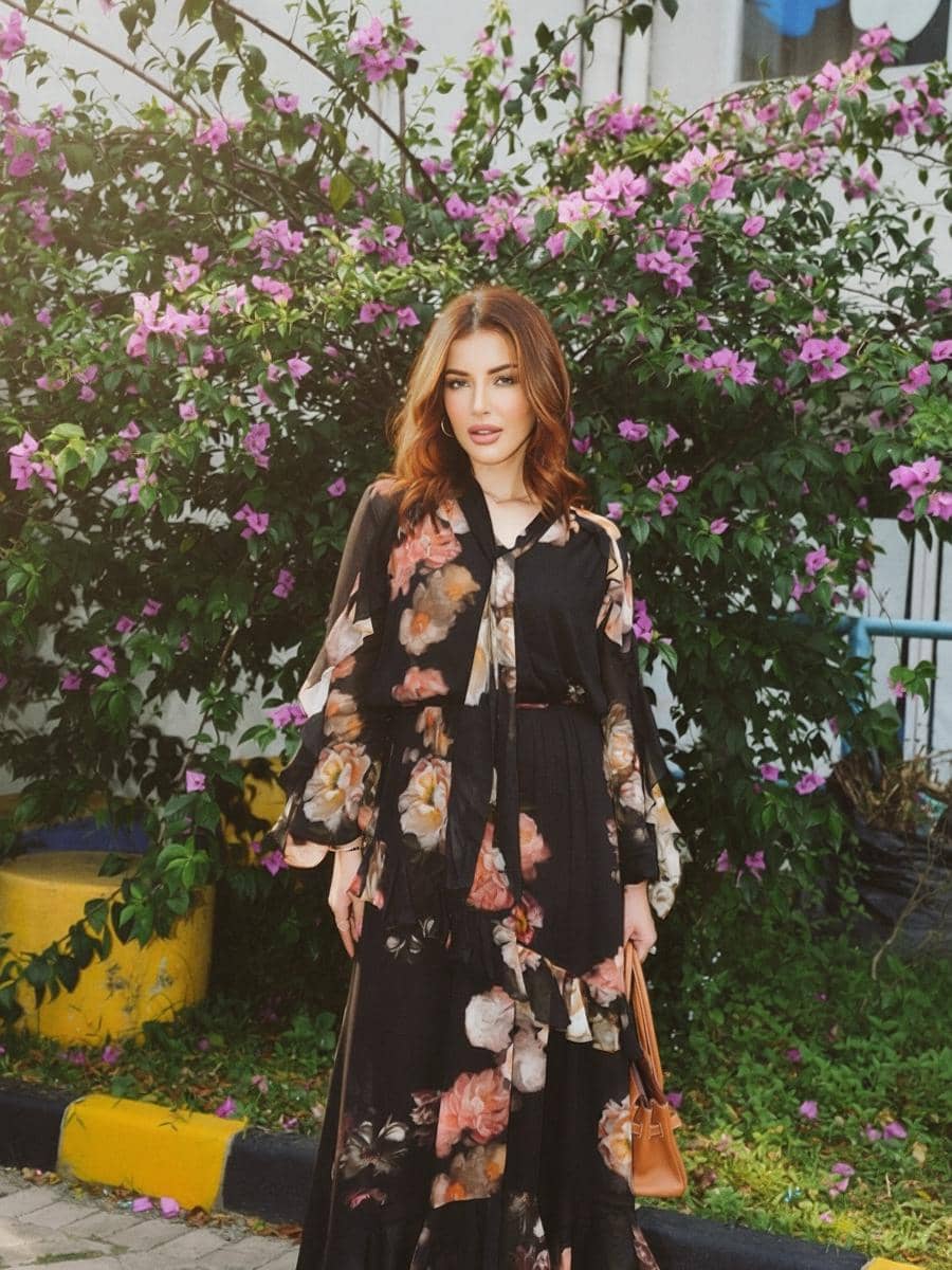 Tasya Farasya saat menghadiri kelulusan TK anaknya