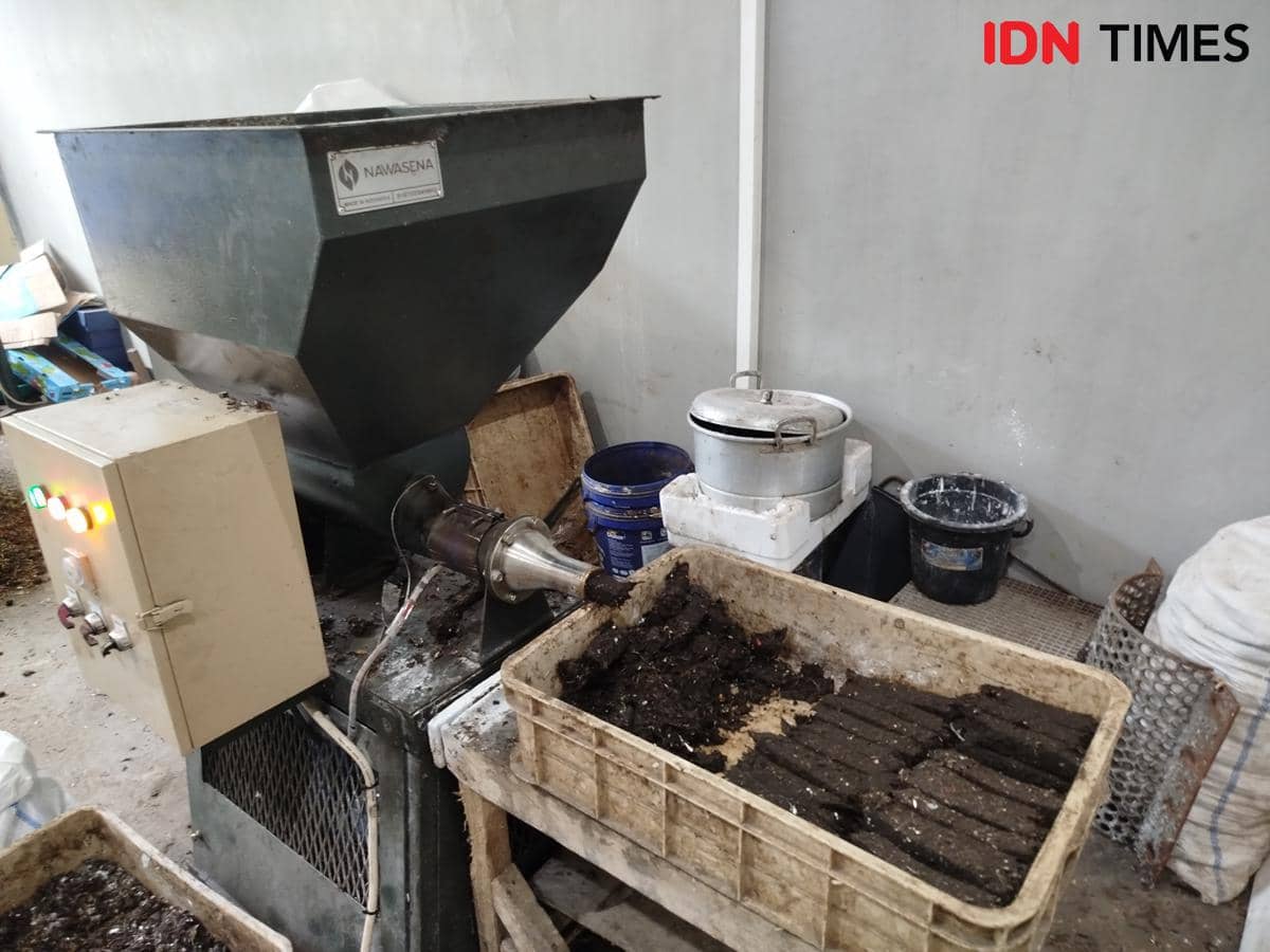 Mesin RDF pengolah sampah Gedung Sate. (IDN Times/Azzis Zulkhairil)