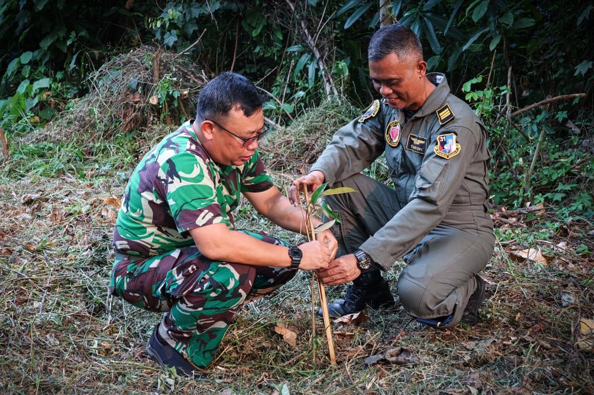 Dukung Gerakan ASRI, Lanud Halim Perdanakusuma Tanam 1.300 Pohon