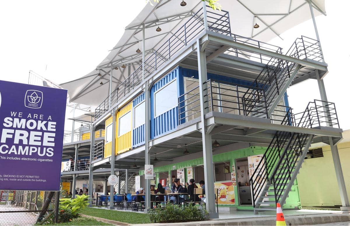 Fasilitas kantin di President University (president.ac.id)