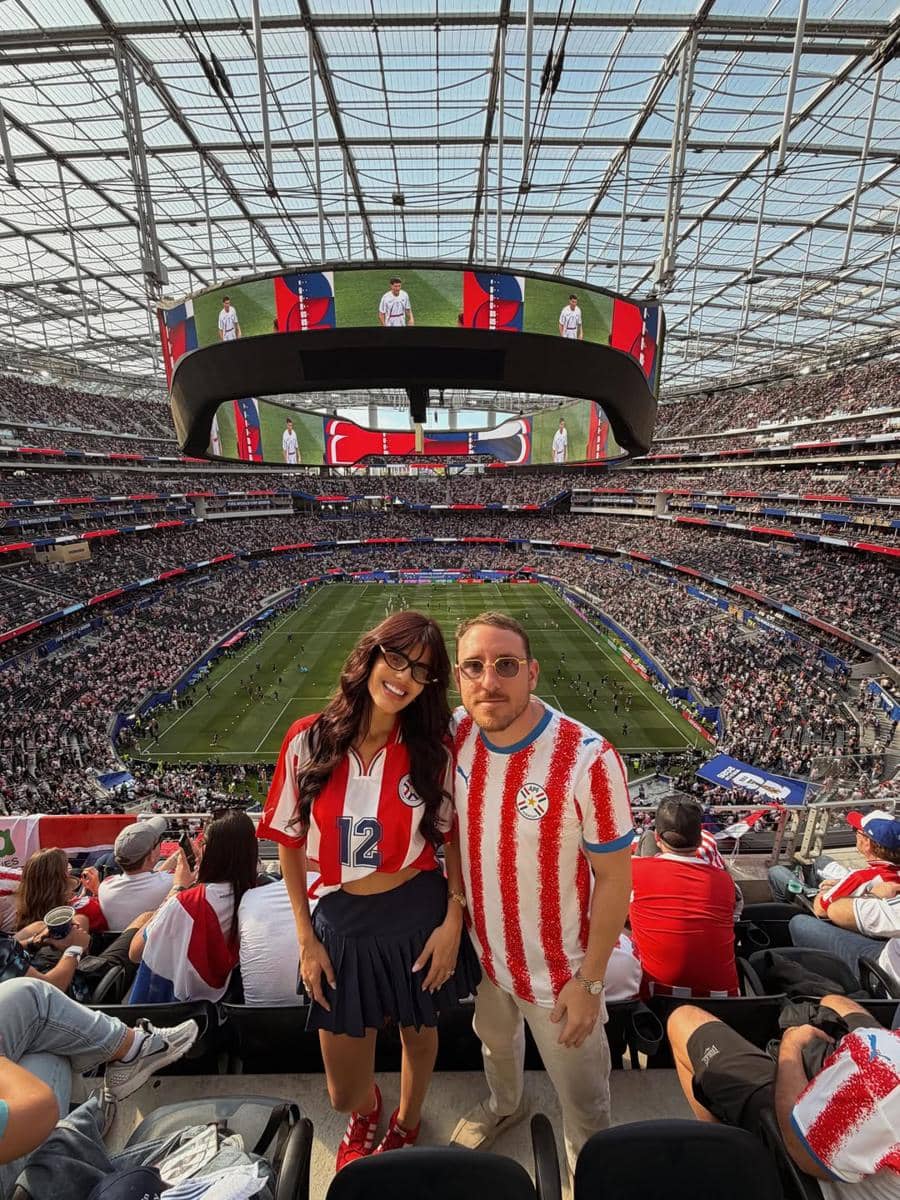 Deretan Beauty Queen Nonton Langsung Laga Paraguay vs Amerika Serikat