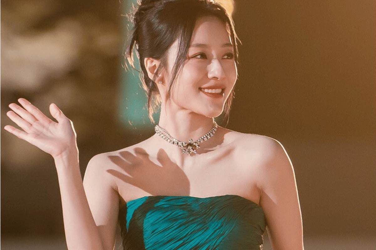 still cut drama Love in Sync
