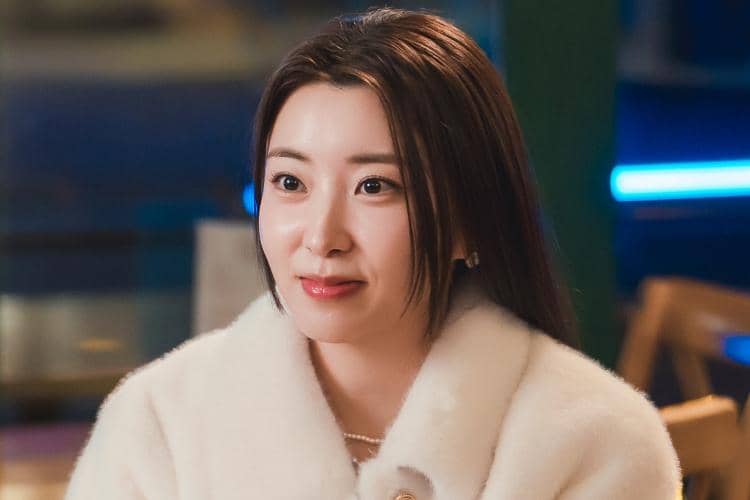 still cut drama Love in Sync