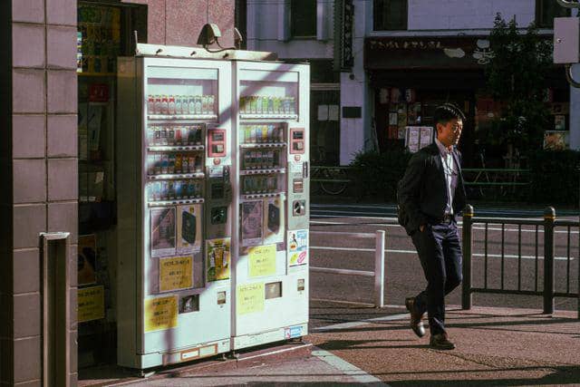 5 Alasan Vending Machine Cocok untuk Penghasilan Pasif
