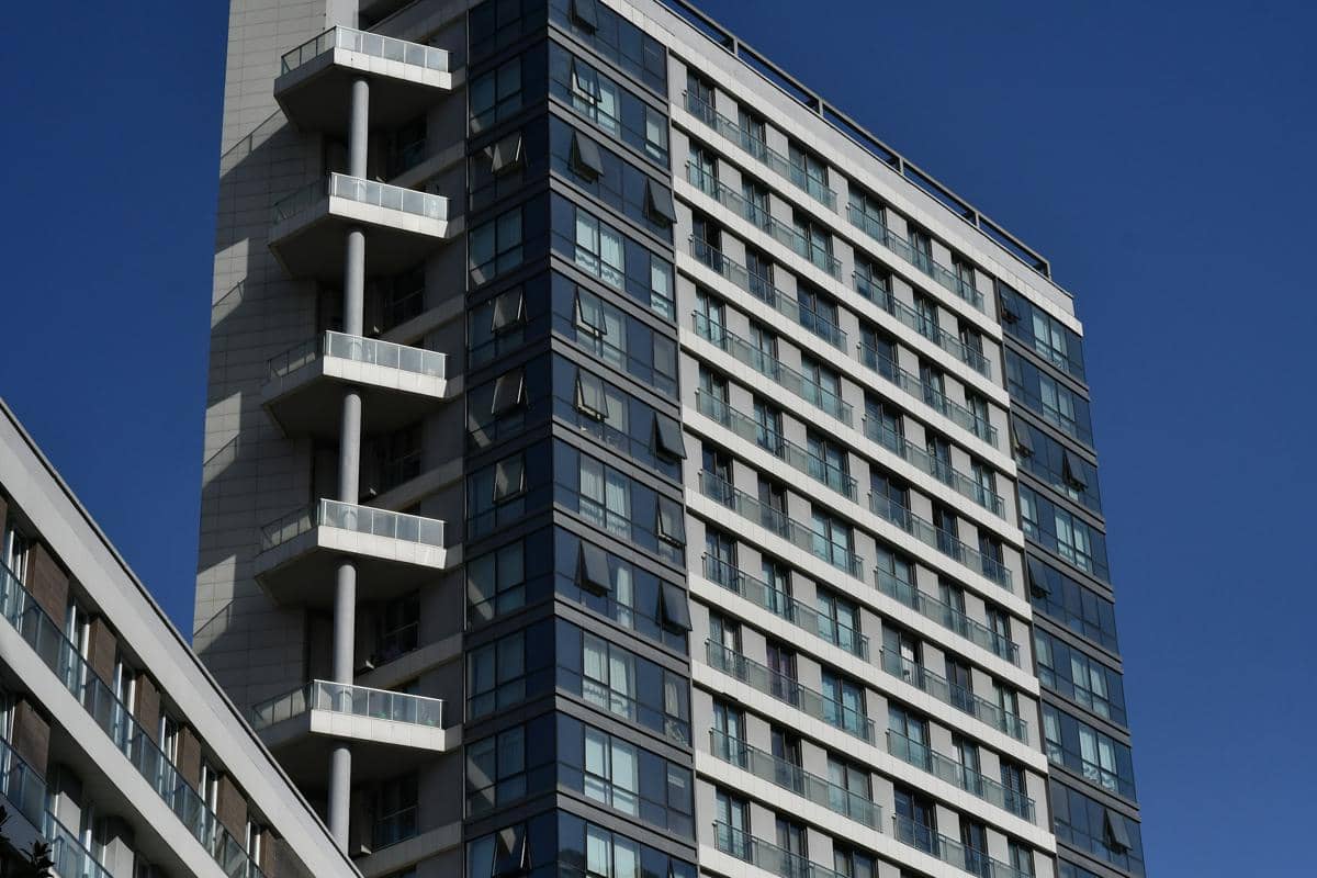 ilustrasi properti apartemen