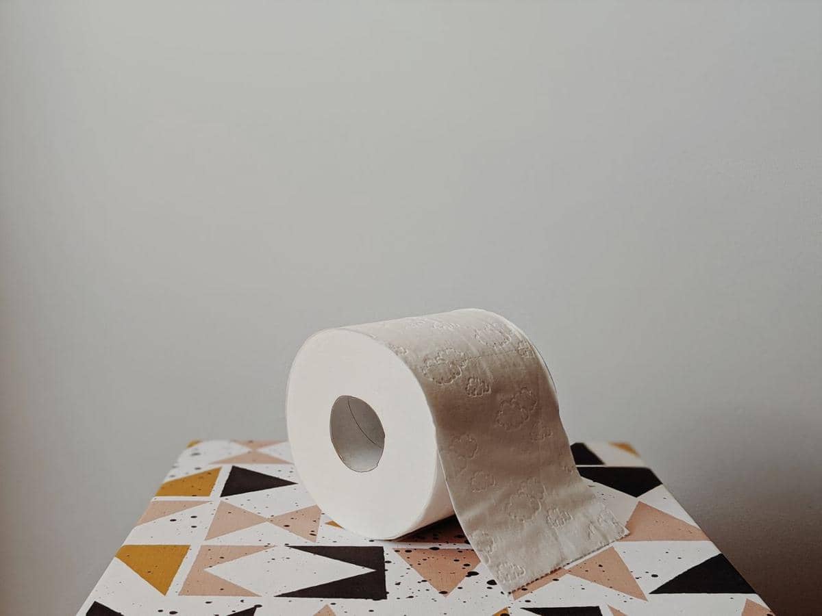 https://www.pexels.com/id-id/foto/desain-rancangan-bersih-kesehatan-3963104/