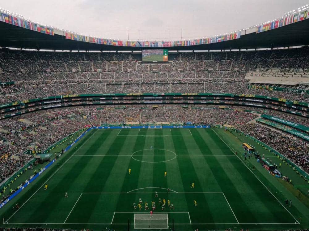 potret pertandingan sepak bola di Piala Dunia 