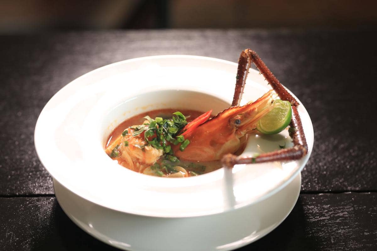 ilustrasi tom yum seafood