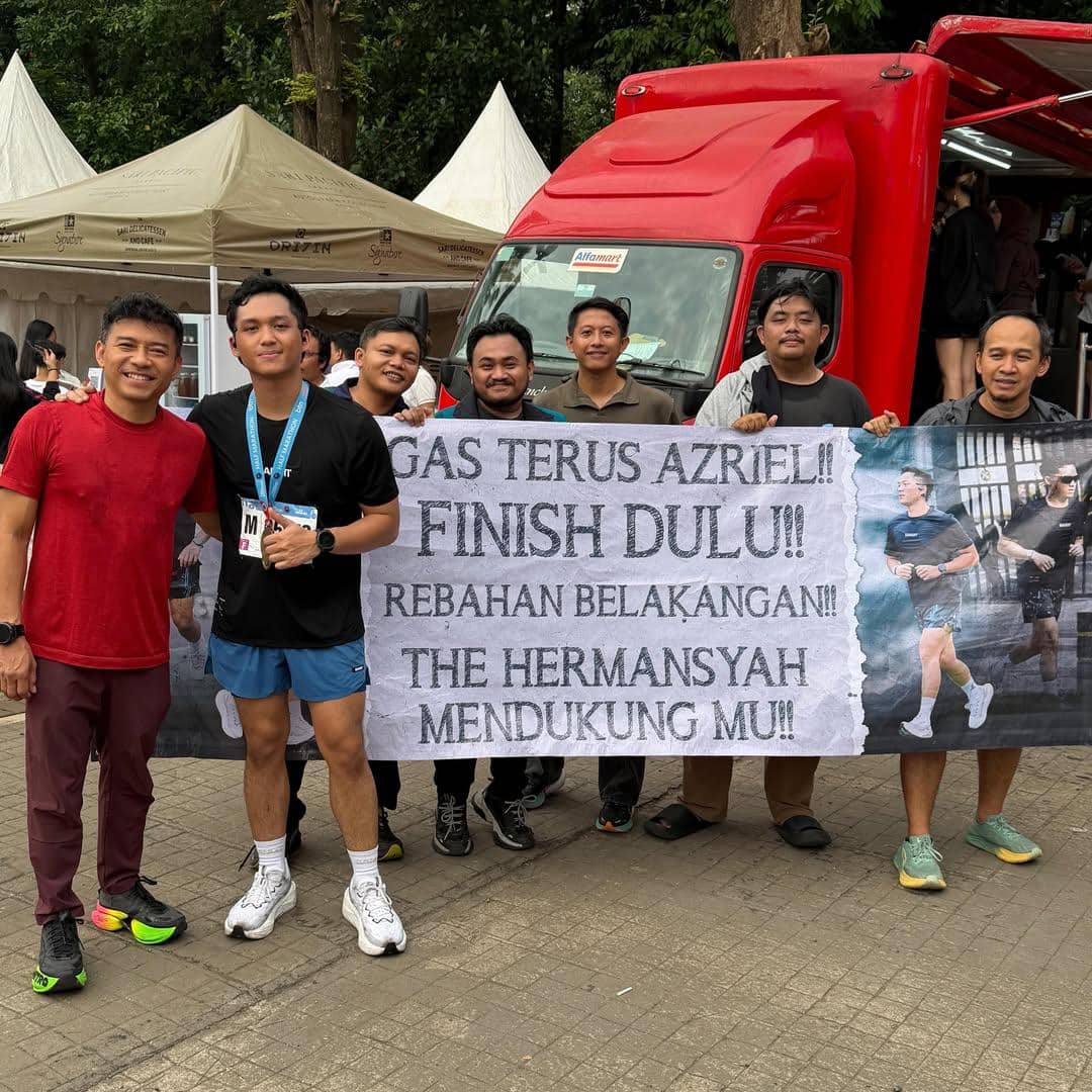 artis ikut Jakarta International Marathon Day 2 (instagram.com/azriel_hermansyah)
