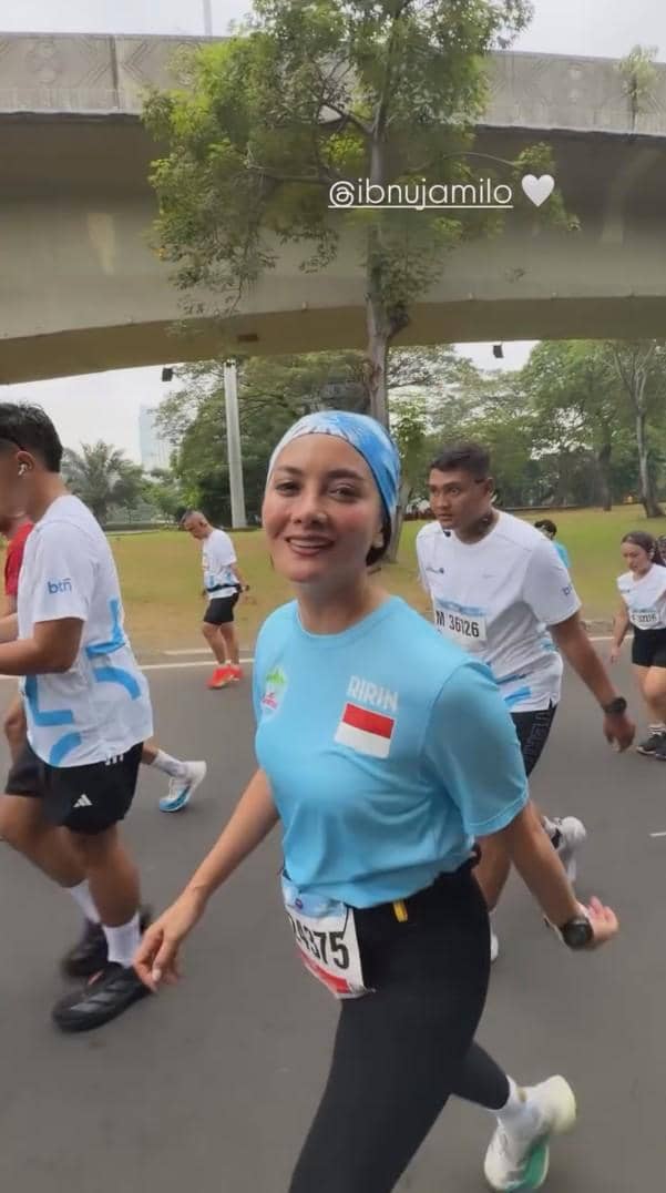 artis ikut Jakarta International Marathon Day 2 (instagram.com/ririnekawati)