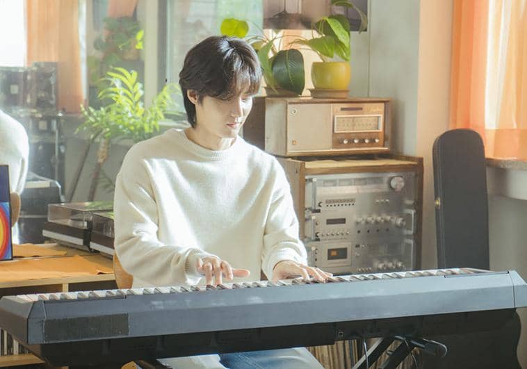 still cut drama Korea See You at Work Tomorrow