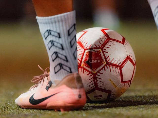 Mengapa Sepatu Pink Mendadak Jadi Tren Piala Dunia 2026?