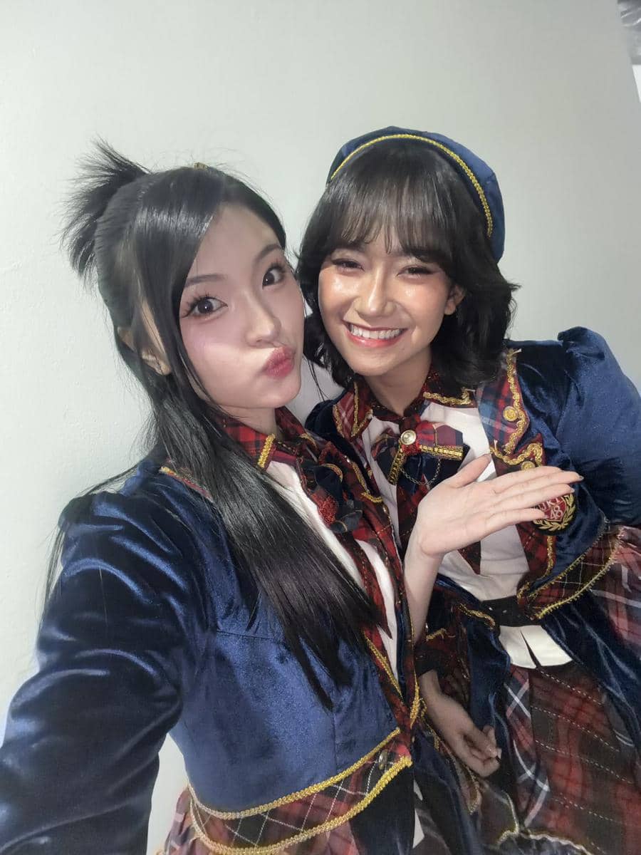 Cynthia dan Freya JKT48