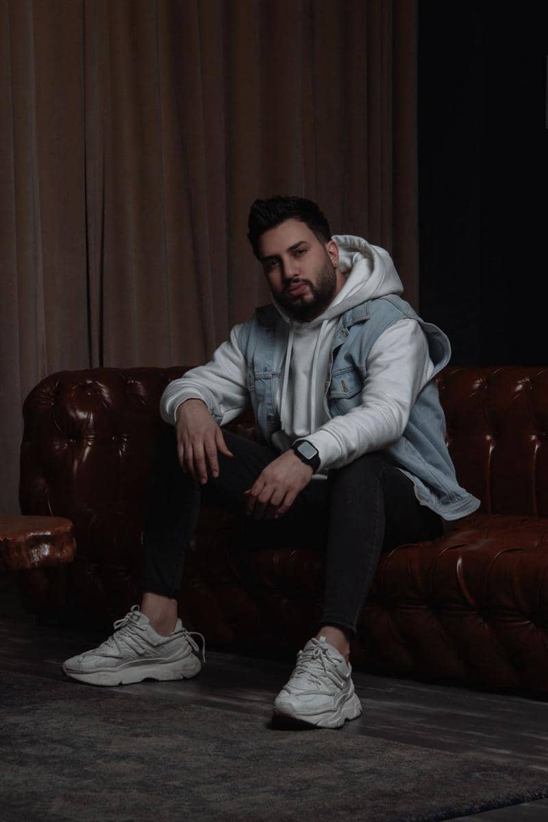 ilustrasi outfit pria gemuk