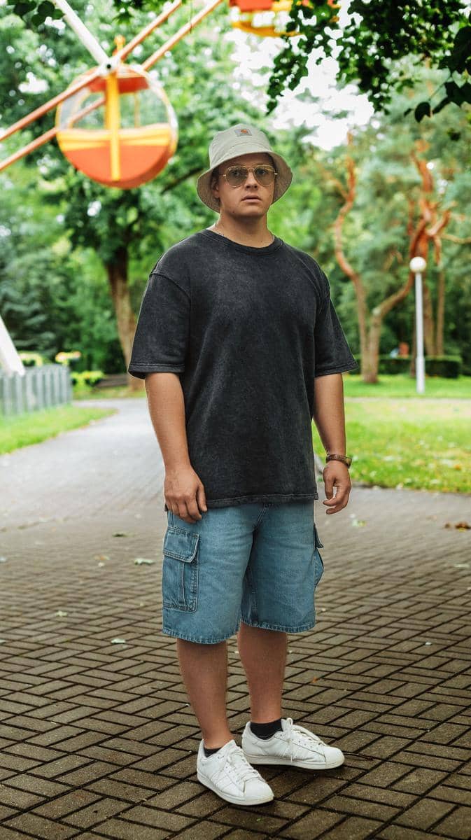 ilustrasi outfit pria gemuk