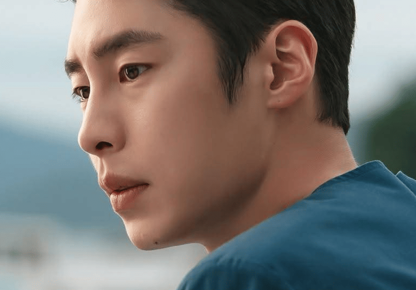 Cuplikan drama Korea Doctor On The Edge