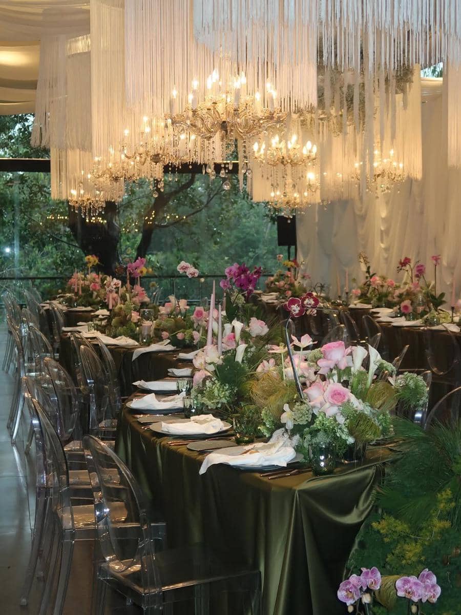 Dekorasi Intimate Dinner setelah Akad Nikah Jennifer Coppen dan Justin Hubner