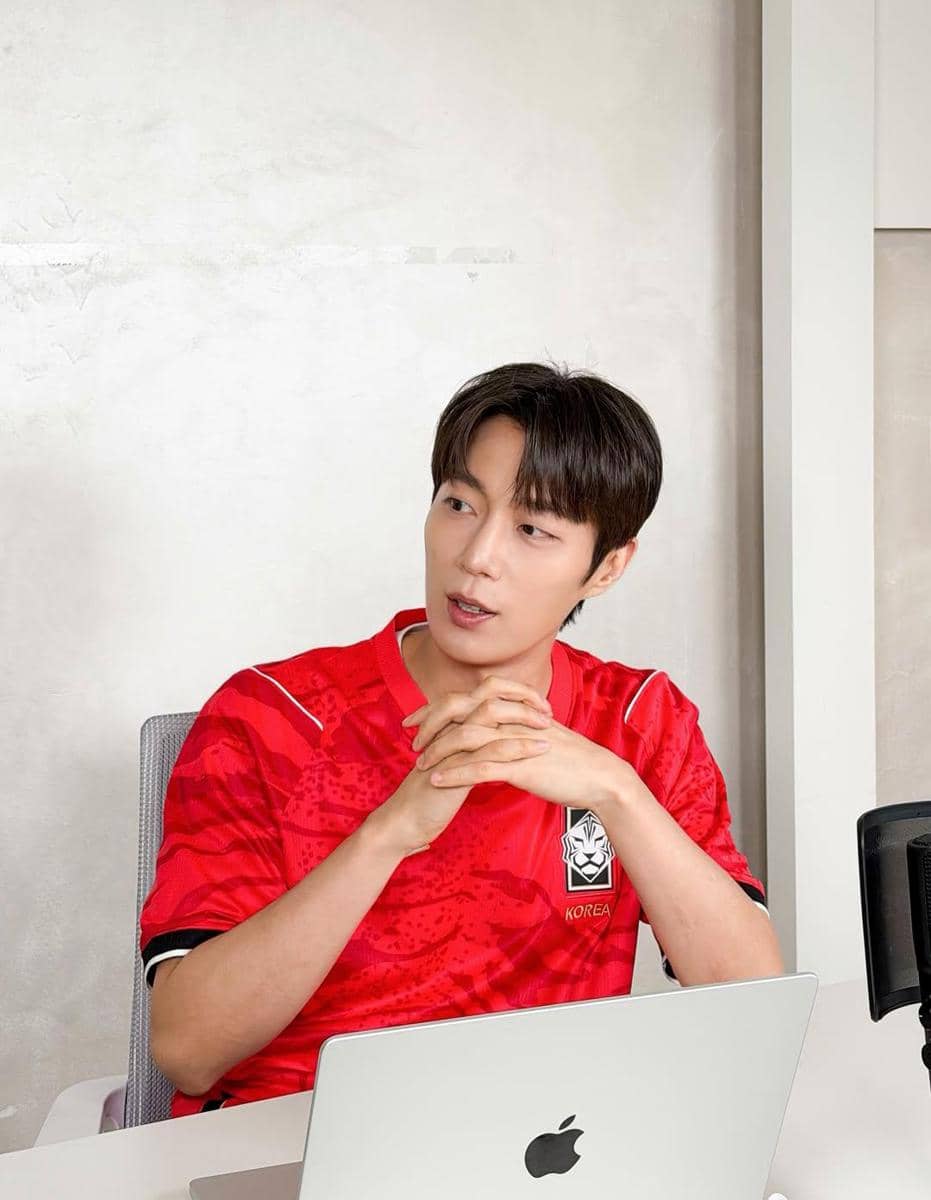 Postingan instagram Yoon Doo Joon