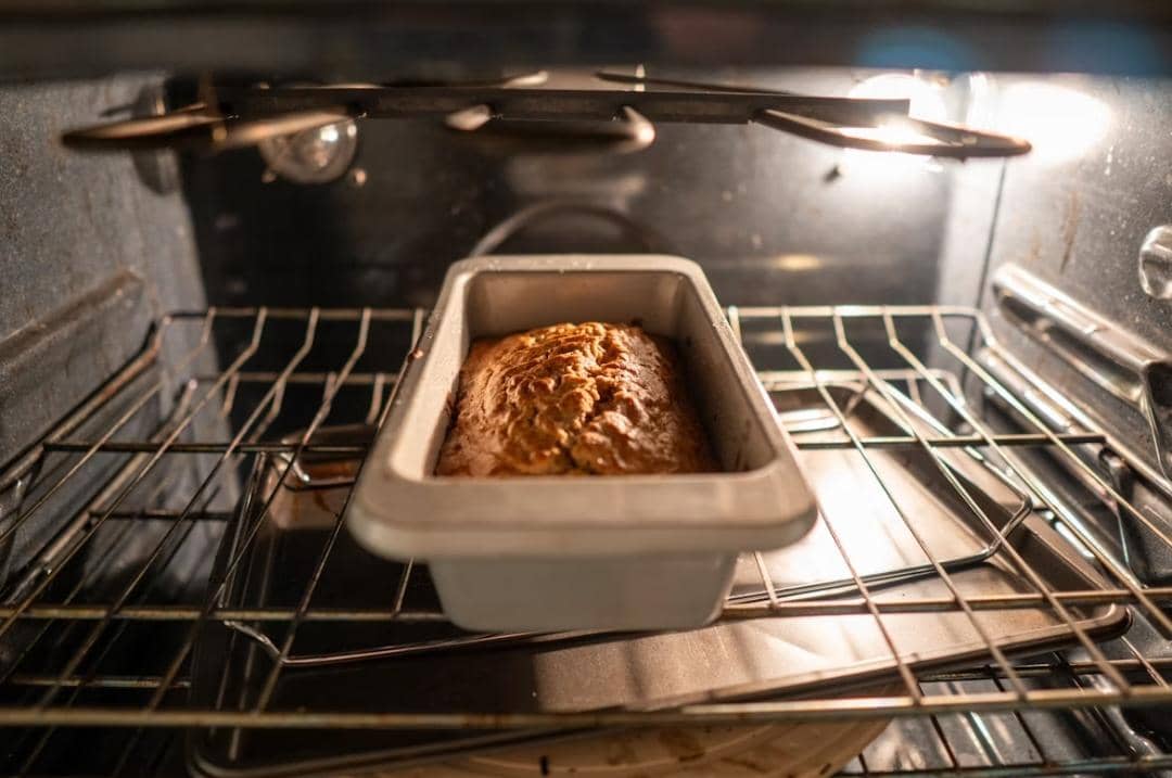 ilustrasi banana bread