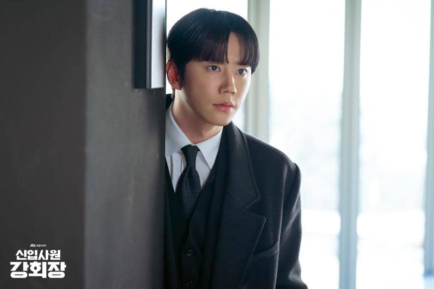 cuplikan drakor Reborn Rookie