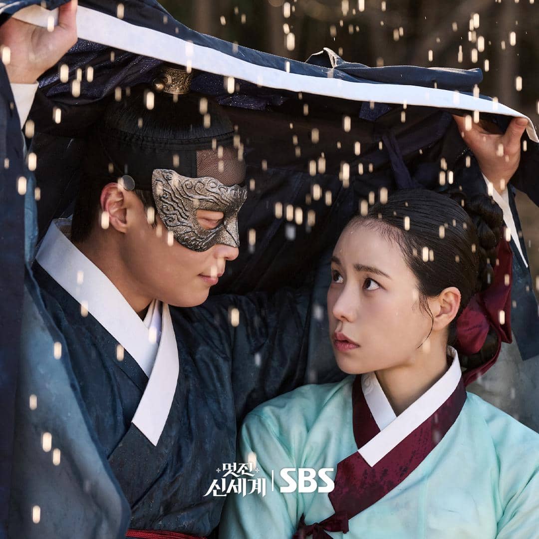 Heo Nam Jun dan Lim Ji Yeon di My Royal Nemesis