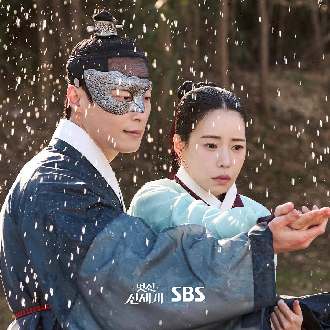 Heo Nam Jun dan Lim Ji Yeon di My Royal Nemesis