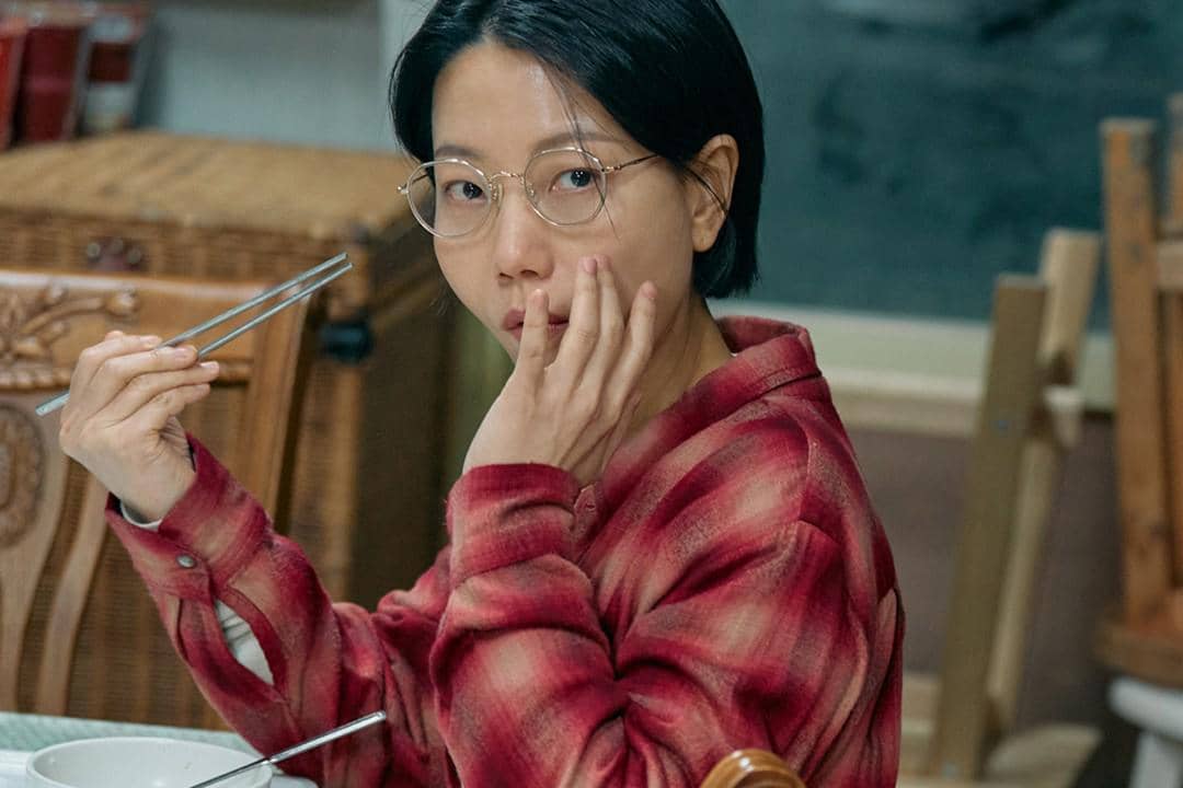 still cuts drama Fifties Professionals