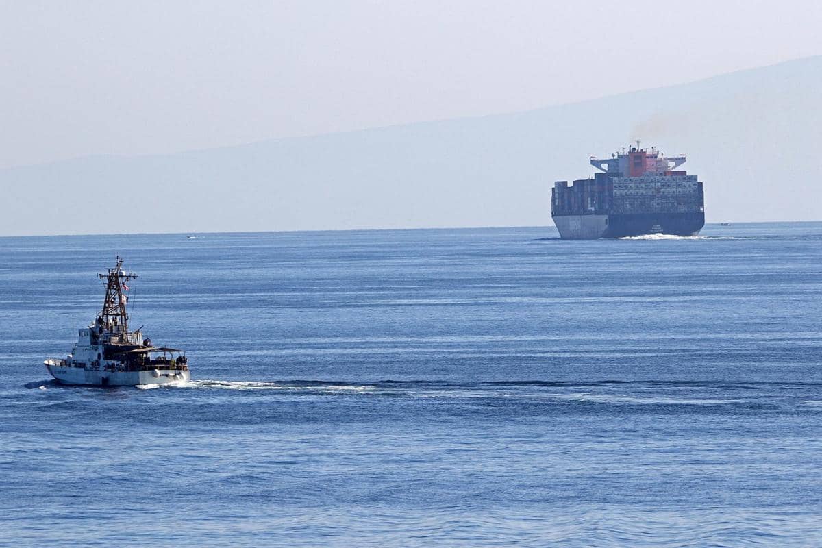 Selat Hormuz Dibuka Lagi, Ranjau Iran Masih Jadi Ancaman