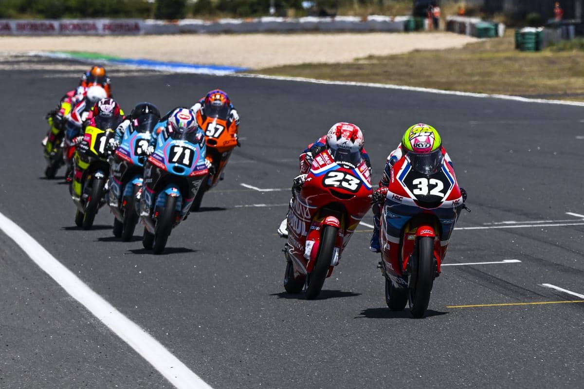 03_Race_Estoril_Round.jpg