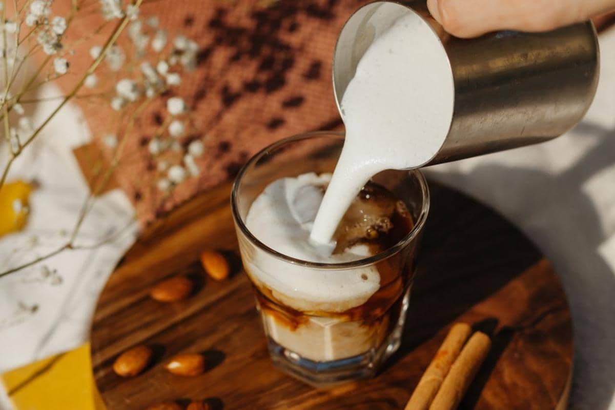 Potret salted maple iced latte