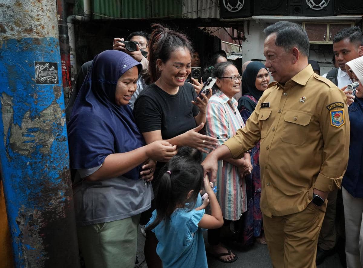 Mendagri Minta Pemda Perluas Dukungan Bedah Rumah dengan APBD