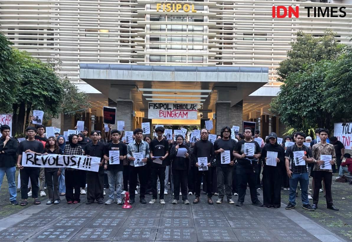 Aksi FISIPOL UGM Menolak Bungkam, Kritisi Kepemimpinan Prabowo