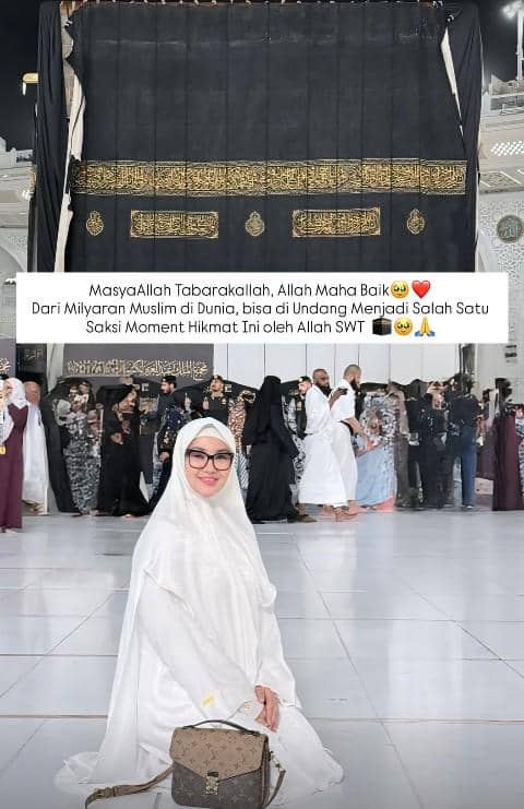 Fitri Carlina Ibadah Umrah 1 Muharram (instagram.com/fitricarlina)