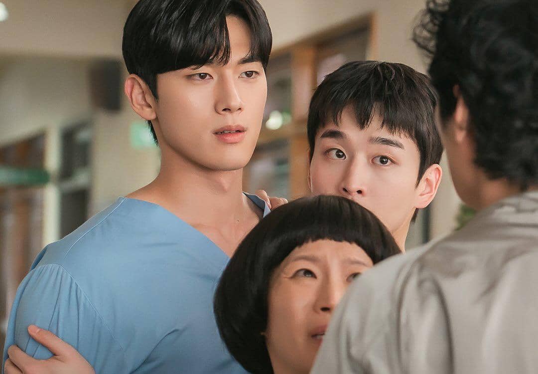 still cut drama Korea Doctor On The Edge