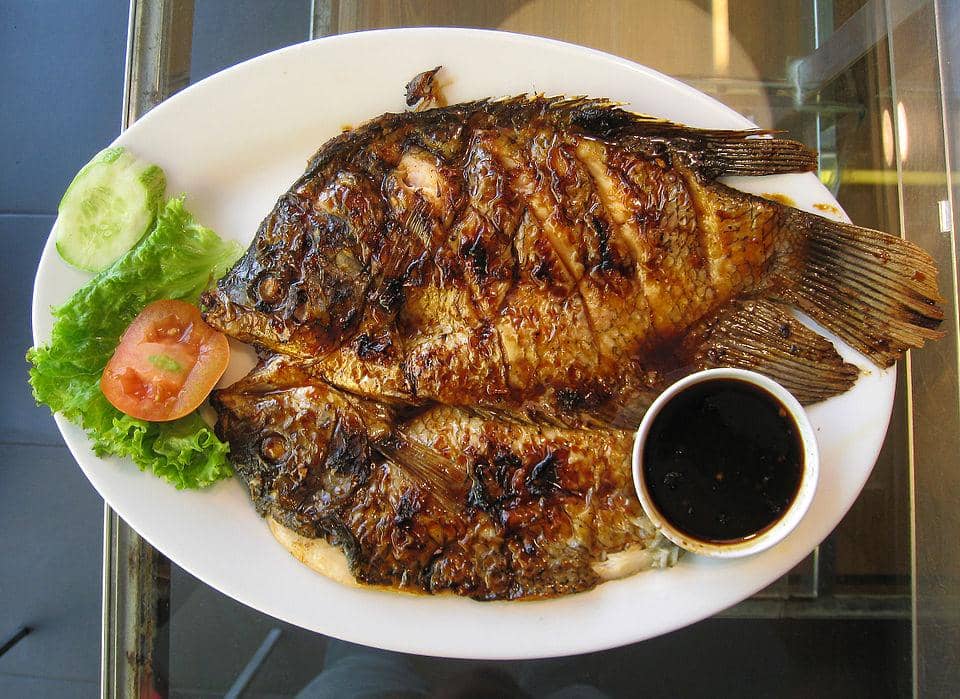 8 Menu Pendamping Gurame Bakar, Bikin Selera Makan Bertambah