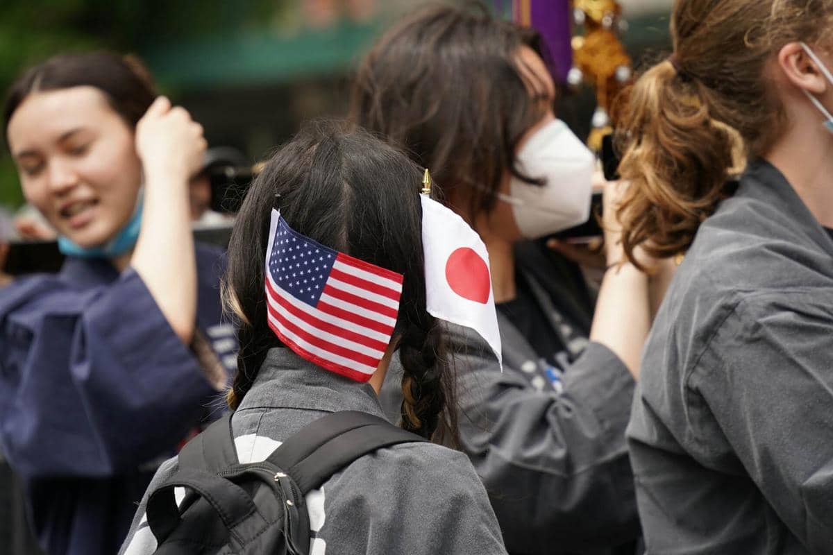 ilustrasi penduduk Jepang, WNA di Jepang