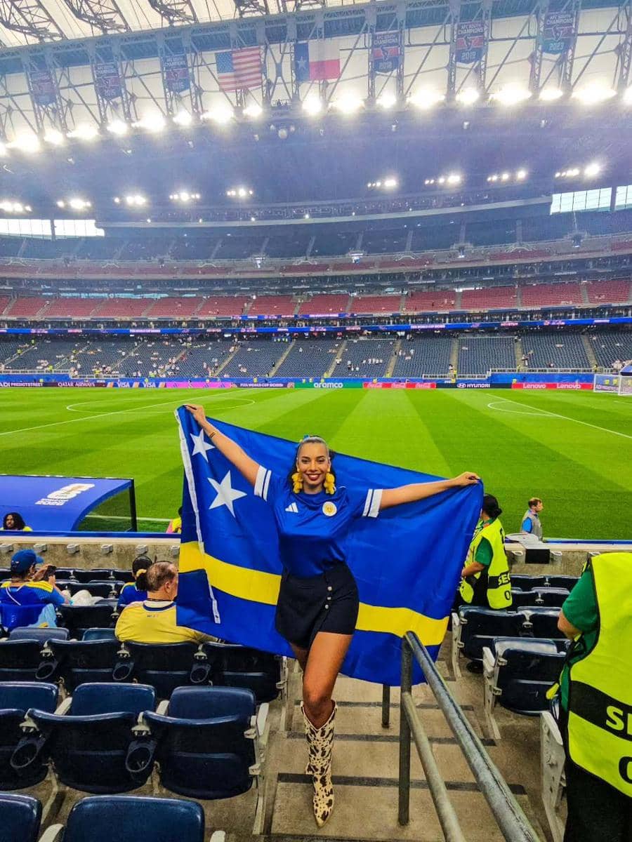 Potret Beauty Queen Nonton Laga Curacao vs Jerman di Piala Dunia 2026