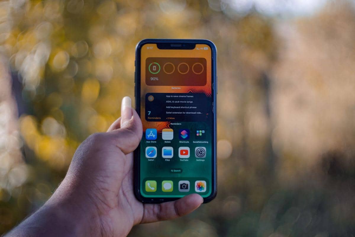 iPhone 13