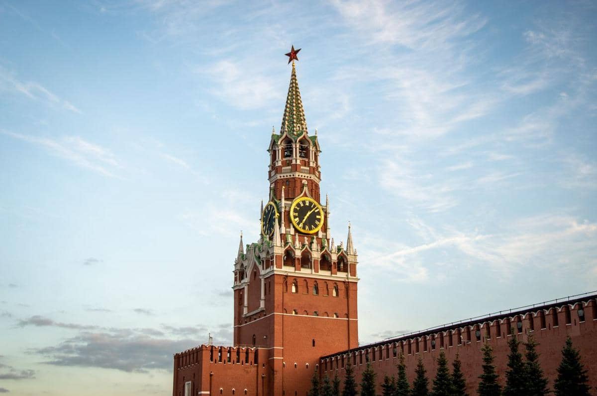 7 Fakta Menara Spasskaya, Menara Utama di Dinding Timur Kremlin Moskow