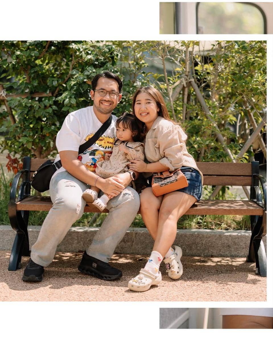 Kiky Saputri liburan di Busan bersama suami dan buah hati