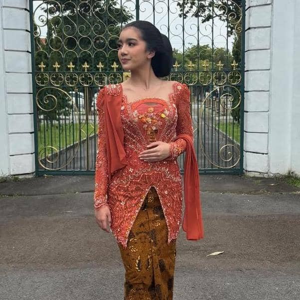 Inspirasi makeup remaja ala Leticia Joseph
