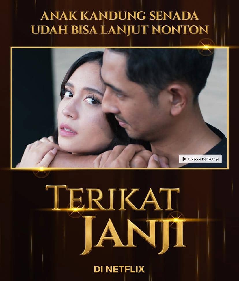 Poster serial Terikat Janji menampilkan sepasang pria dan wanita berpelukan dengan latar warna gelap dan tulisan emas di Netflix.