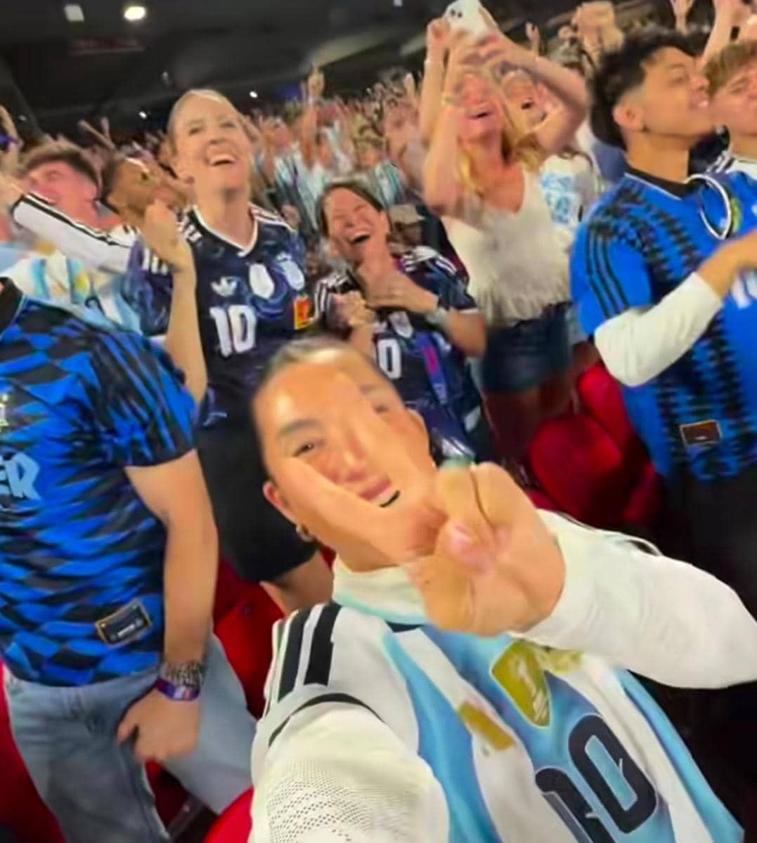 potret Jennifer Bachdim nonton pertandingan Argentina vs Aljazair di Piala Dunia 2026