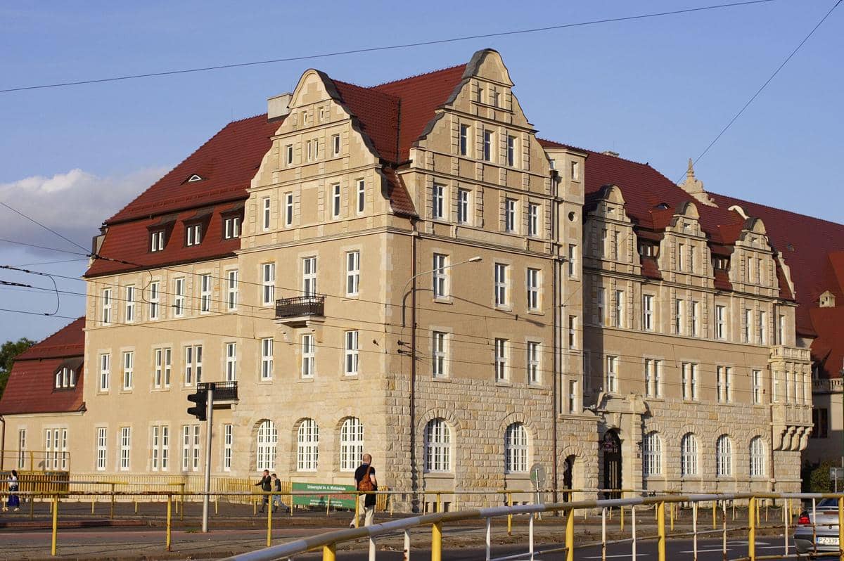 Universitas Adam Mickiewicz