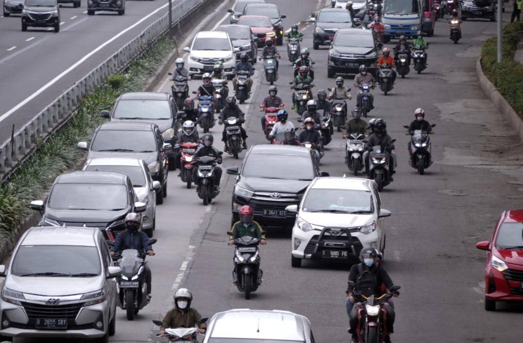 motor di jalan (vecteezy.com/Bondeto ae)