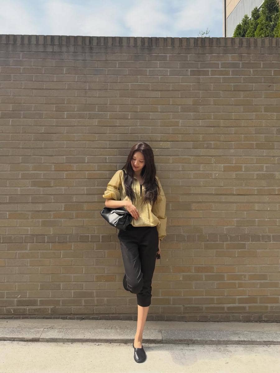 clean outfit ala Sooyoung SNSD